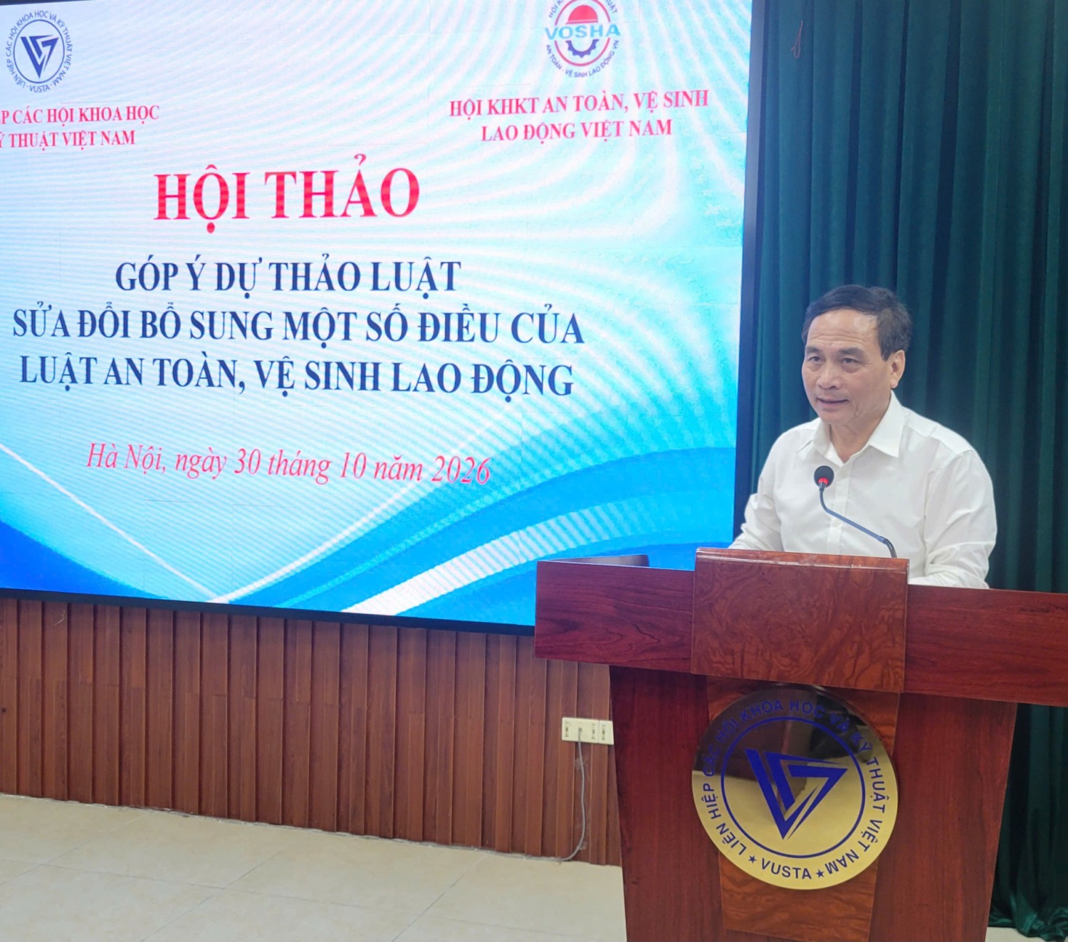 Phó Chủ tịch VUSTA Phạm Ngọc Linh phát biểu khai mạc định hướng hội thảo